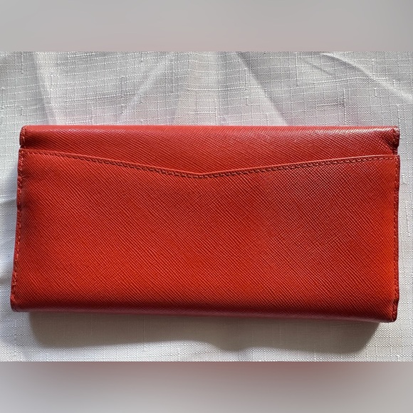 🧡 Wallet So Bright It Pays You in Compliments 💸✨ - Picture 10 of 10